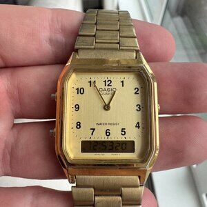 Vintage Casio Gold Tone Unisex Watch AQ230